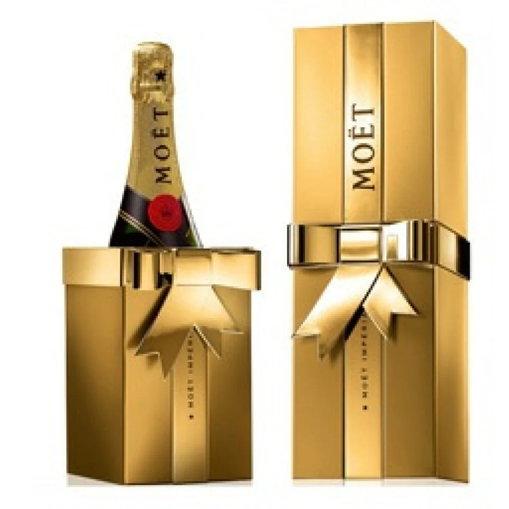 Champagne Moet Chandon - The Gift (750ml)