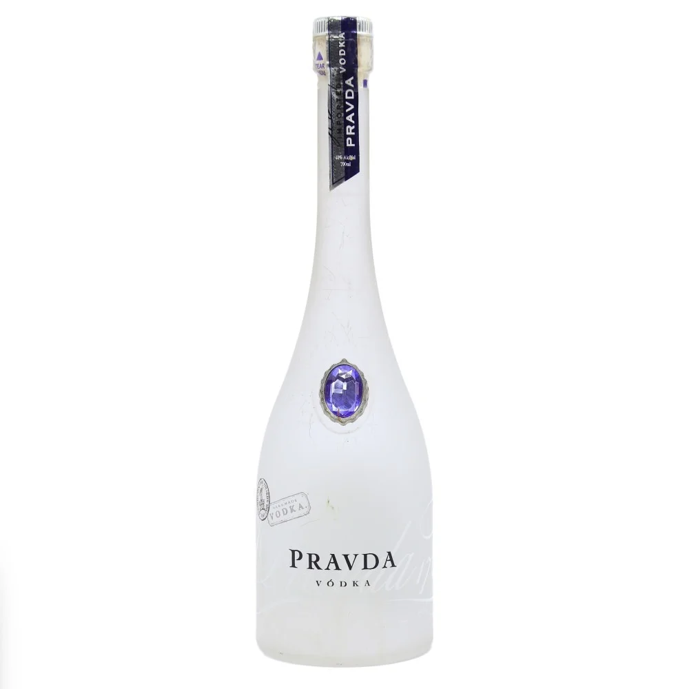 Vodka Pravda (700ml)